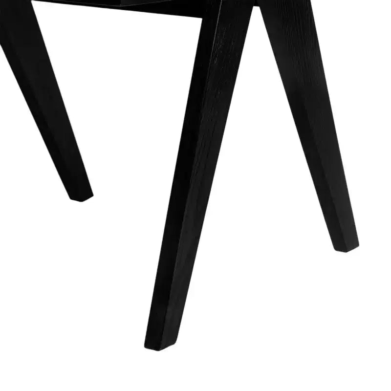 Chaise de salle à manger avec accoudoirs en bois d'hévéa et cannage et pieds en forme de V